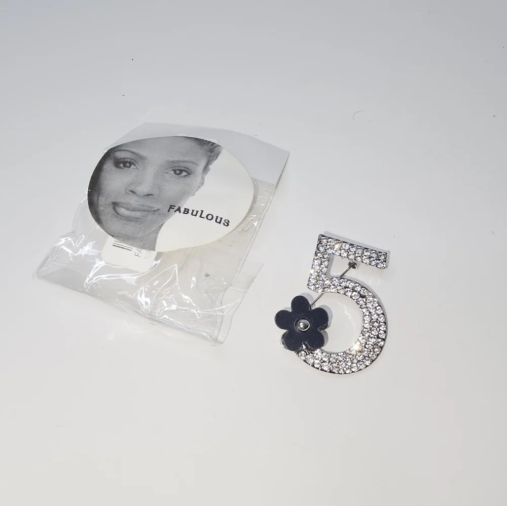 Silver Crystal Brooch NEW